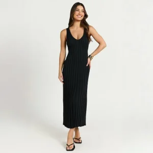 Women’s Slim A-Line Casual Long Knitted Dress Floor-Length Sleeveless Crewneck Natural Waist Solid Pattern for Spring Summer