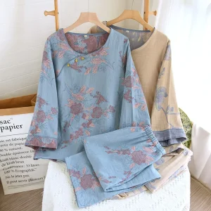 Women’s Spring Autumn Yarn Dyed Jacquard Pajamas Set Round Neck Pullover Elastic Waist Loose Fitting Loungewear Can Be Worn