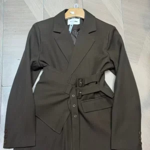 Women’s Spring Slim V Neck Full Sleeve Windproof Blazer Coat in Spandex Polyester Single Button Closure for Office Casual Wear