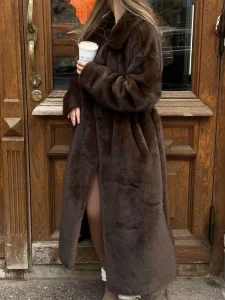 Women’s Thickened and Warm Fur Coat with Belt Imitation Fur Made of Eco friendly Mink Fur and Extended Coat