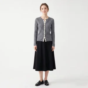 Women’s V-neck Cashmere Tight Cardigan in Stock Knitted Women’s Cashmere Sweater Cardigan