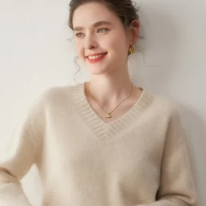 Women’s V neck Thickened Solid Color Loose Pullover Cashmere Blend Wool Sweater For Winter
