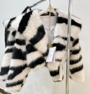 Women’s Winter Crop Jacket Long Sleeve Animal Print Mink Fur Keep Warm Windproof Plus Size Short Coat