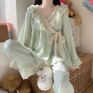 Women’s Winter Sleepwear Vintage Lace Cuff Sexy Cardigan Strap Pajamas Set Ladies’ Sleep Pajamas