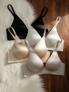 Women’s intimates Seamless smooth deep V-neck one-piece bra for women with small breasts providing lift and support